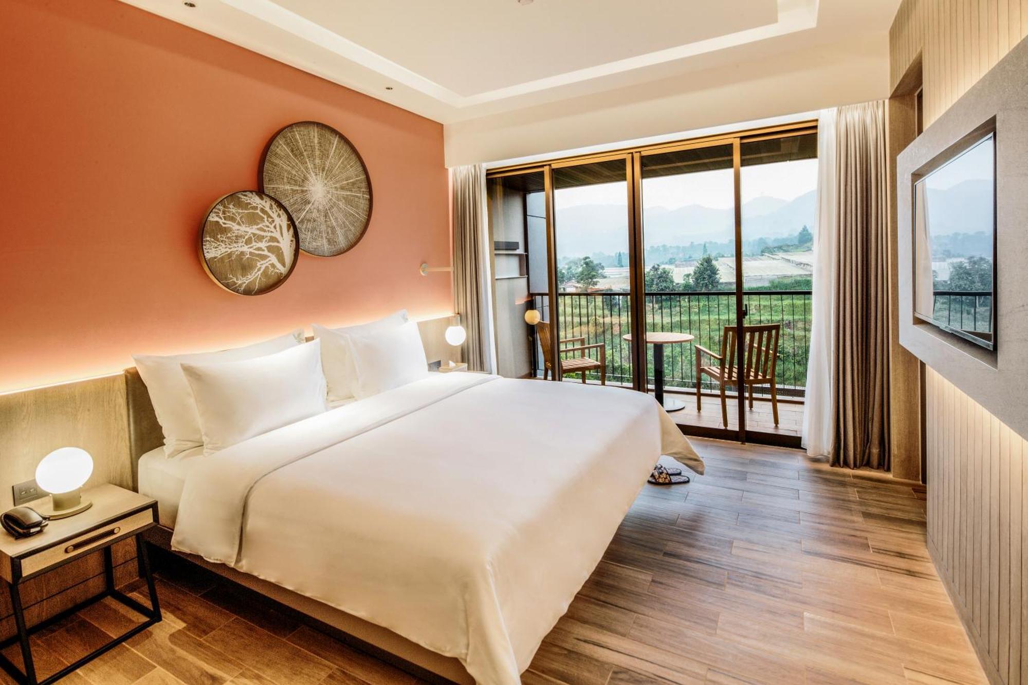 Resor The Botanica Sanctuary Puncak